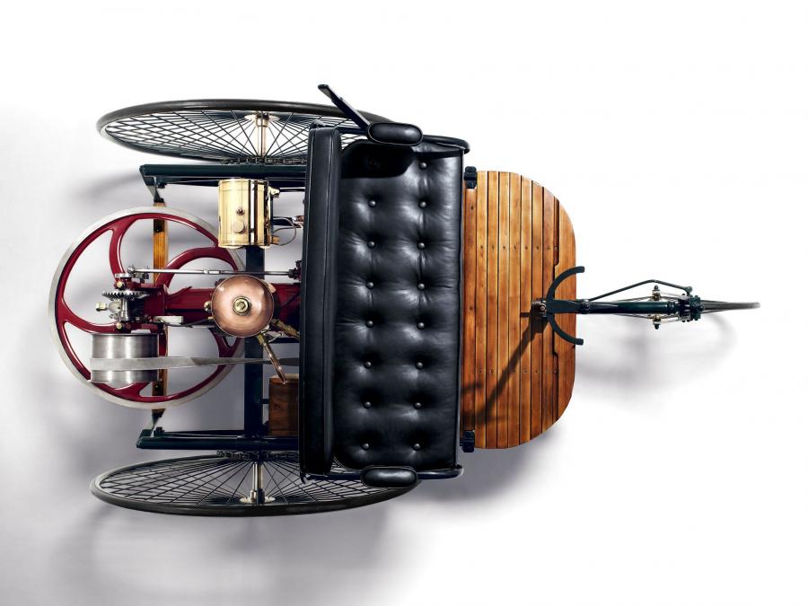  Benz Patent Motorwagen Typ I 1885 года  (фото 10 из 25)